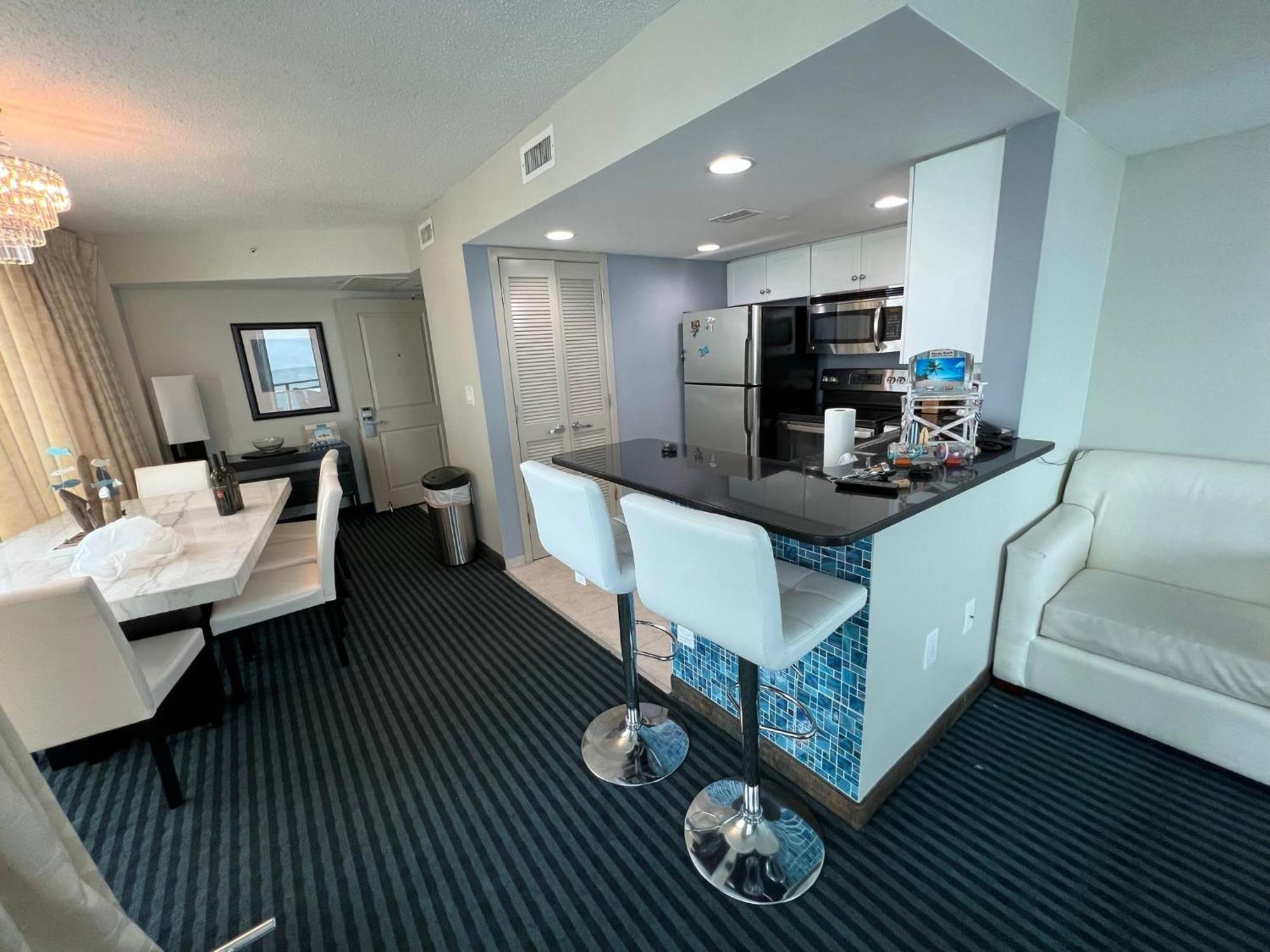 Villa 107 S Ocean Blvd, 0308 - Ocean Front Sleeps 6 à Myrtle Beach Extérieur photo